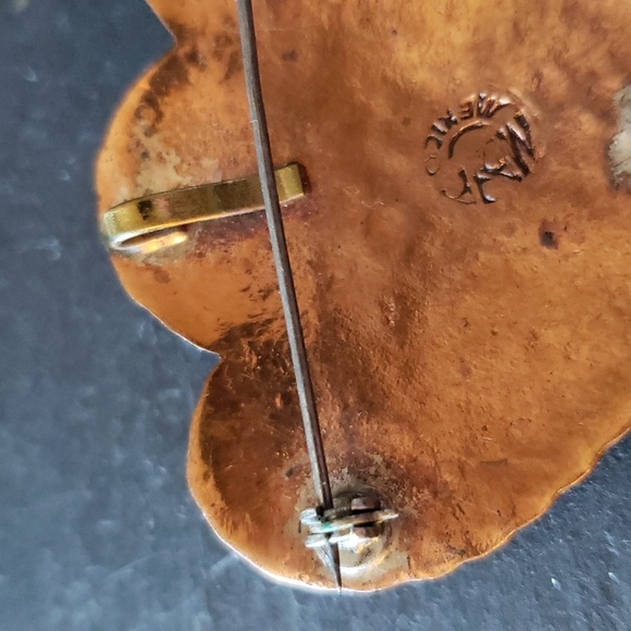 Casa Maya figural face in mixed metal- Earrings and Pendant - Picture 7 of 8